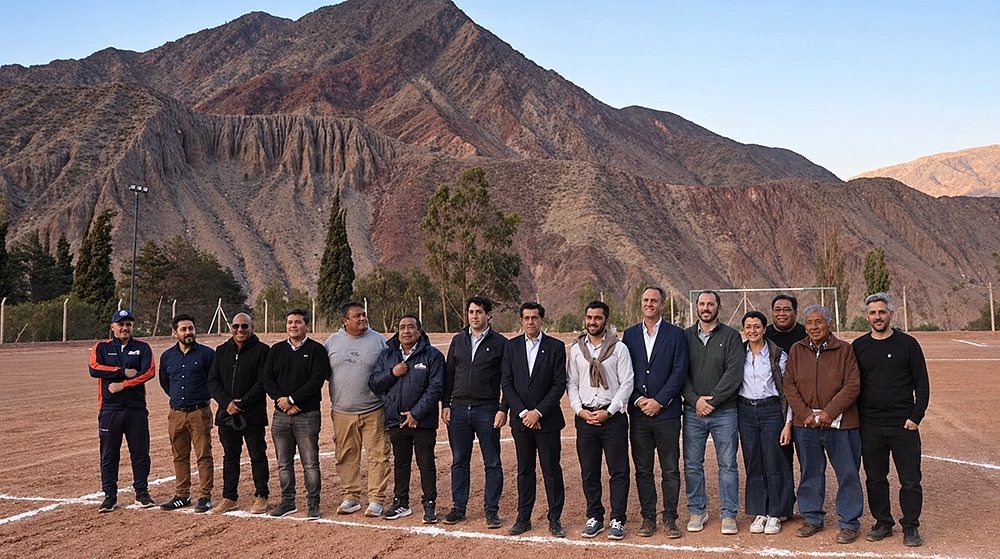 autoridades y funcionarios de Jujuy en el Club Atlético Santa Rosa